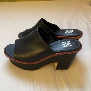 M4DE womens black platform mules size 8